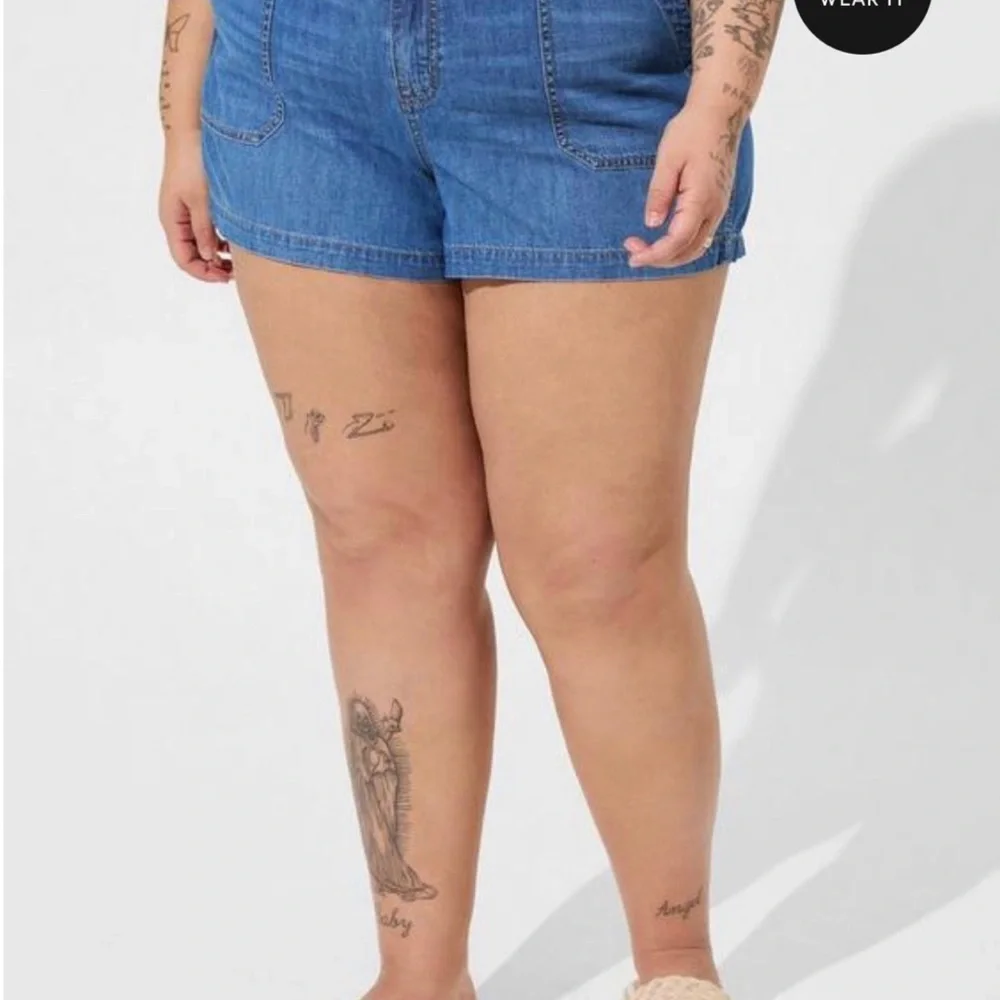 Torrid - Picture 2 of 9